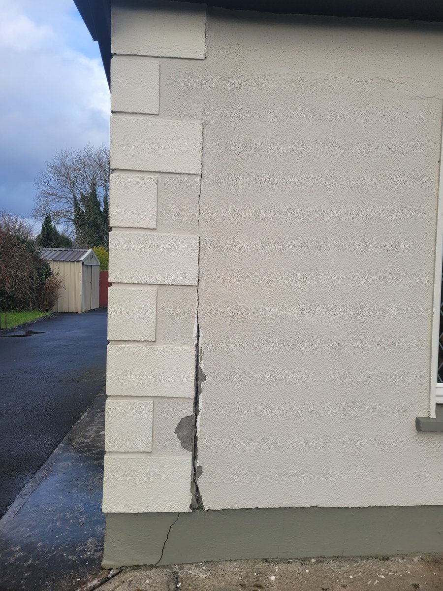 GinaLaffey's tweet photo. Sure wouldn't you love to be looking at this everyday 😭 @LeoVaradkar @MichealMartinTD @DarraghOBrienTD 
I have watched my home dissolve in 2 years......others are watching double for digits 💔🥺
#MicaDamage
#MicaRedress
@MayoPyrite @JulieTracey12 @PattonPlunkett @BarbaraPyrite https://t.co/EUTI9WfgMX
