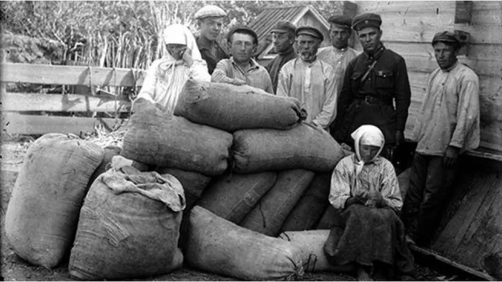 Holodomor: o que foi a grande fome que matou milhões na Ucrânia durante o comunismo soviético de Stálin glo.bo/3x5Qi6j #g1