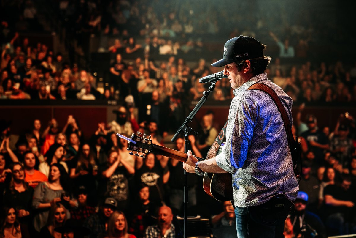 Avid devotion from his fans and the interaction they have always shared is what has kept Casey Donahew going all these years.

Tomorrow night Donahew will be performing live at The Rust Belt!
Tickets are still available --> bit.ly/TRBCaseyDonahew

#TheRustBeltQC