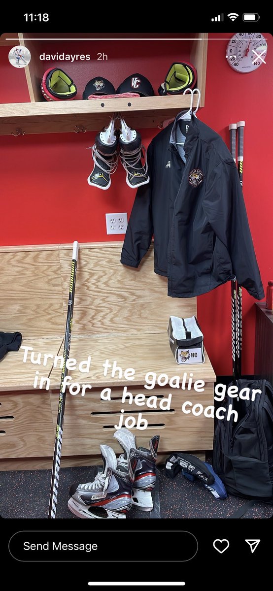 102Section's tweet photo. @MinorLeagRando @MinorHero From hAyres insta. Wtf https://t.co/6xTR8UnCK9