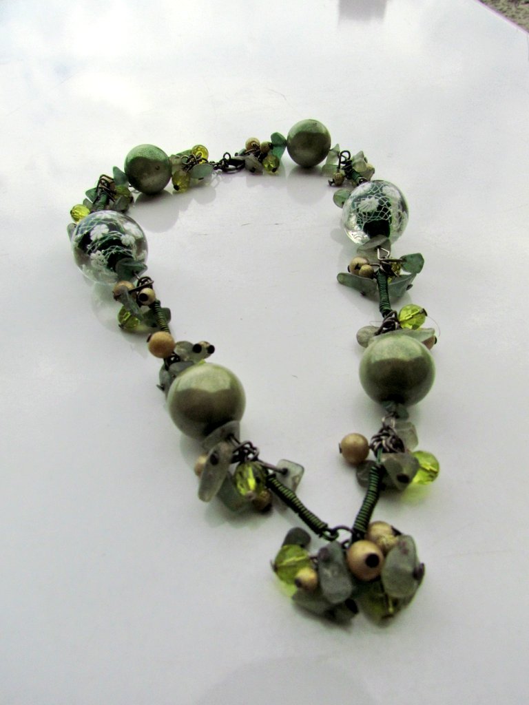 vmvcc_sv's tweet photo. 🍸💚
...collected &amp; curated for comfort

Glass beaded necklace | 270.00

Price includes courier.
Order via #dm / #WhatsApp https://t.co/owETWtqEi9  

#necklace https://t.co/5lnET7Hpqg