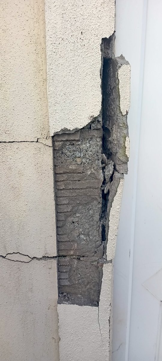 eunan_odoherty's tweet photo. @micaactiongroup
#MicaDamage
#MicaRedress 
A campaign for the people driven by the people. Help people survive this stress madness. Crumbling Homes of Ireland. Mental health damaged &amp; dreams damaged. https://t.co/FseNeRfcd0