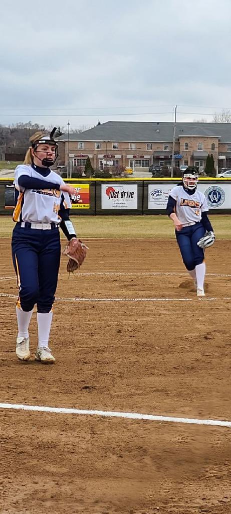 Had so much fun playing with my sister for the first time ever!!! Such a special moment for the both of us.
#softball #sandersisters