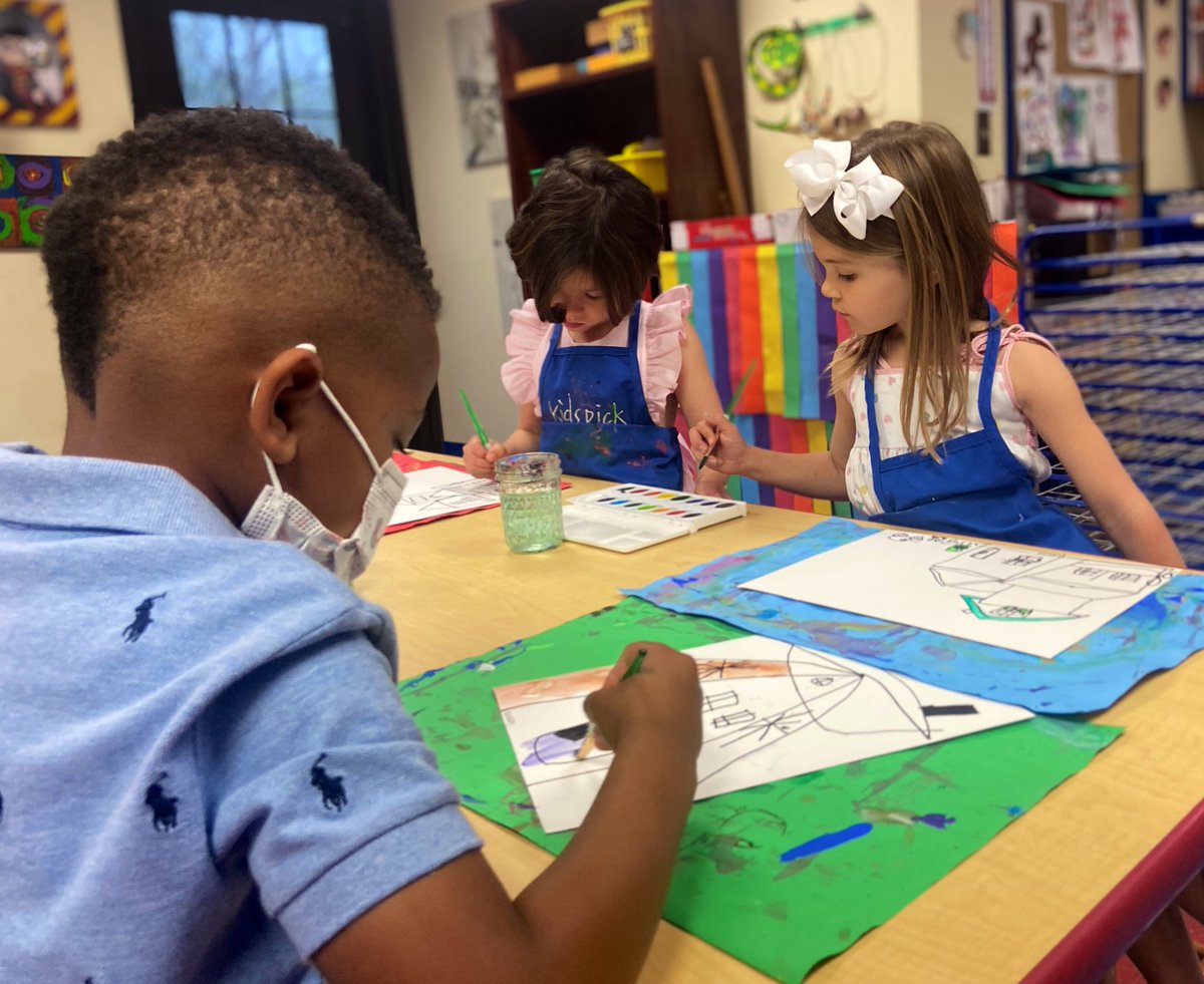 MakeSomeArt's tweet image. Pre-K is watercolor painting their drawings of community buildings. Firehouses, stadiums, and schools, each student chose their own building to add to our Pre-K neighborhood! #TrinityLearns