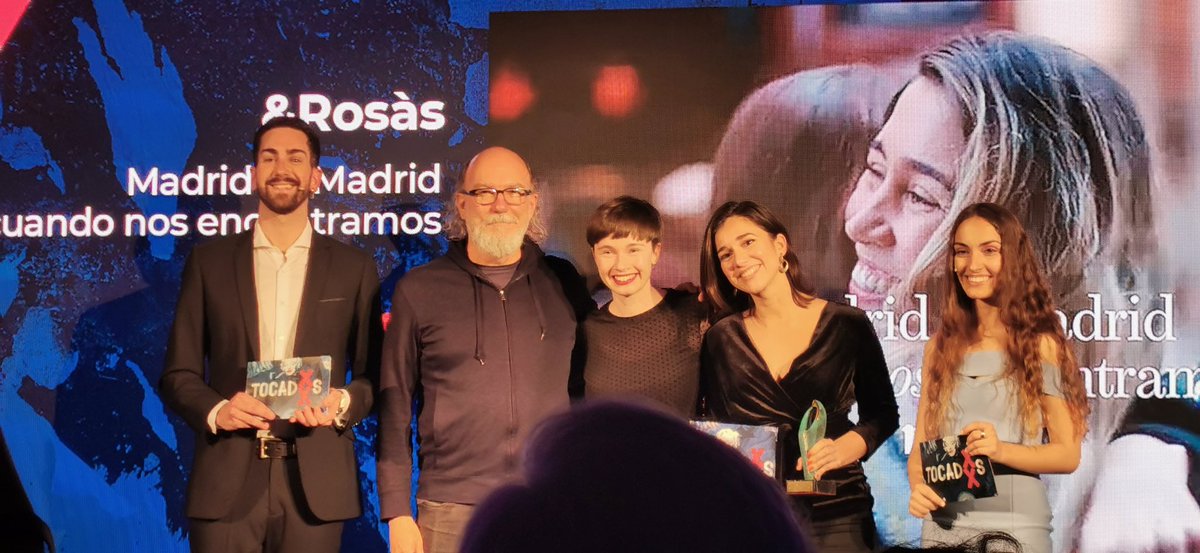 Premio al mejor texto publicitario:Toni Segarra entrega a  <a href="/rosasagency/">&Rosàs</a> y <a href="/mahou_es/">Mahou</a> por la campaña de Madrid 
 #tocadosxx