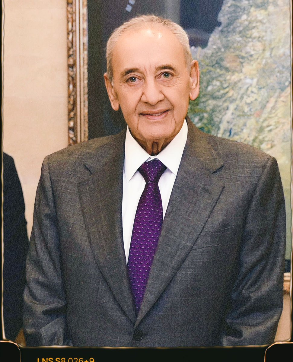 Mo7ammad3issa's tweet photo. هو الأمين نعشقه و أقل الحُب أن نَعشقه، واذا ما اشار بالإصبع هدرت جموعنا أفواجاً وفيالق تعصف تقصف نغلب ولا نُغلبْ.. https://t.co/9ix21ZYppI