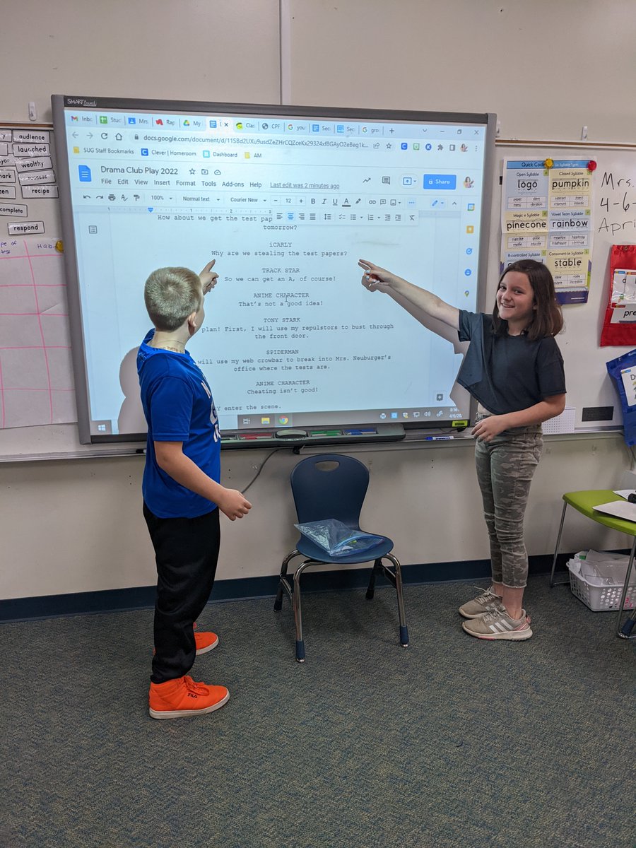 SugarloafRoar's tweet photo. Ms. Nichols's and Ms. Eagan's 3rd-5th grade Drama Club wrote a play together!!! Or course, it features Roary (our mascot) and the 7 Habits because we are a #LeaderInMeLighthouseSchool! #SugarloafRoar #WatchUsSoar https://t.co/I2Iy9VamU1