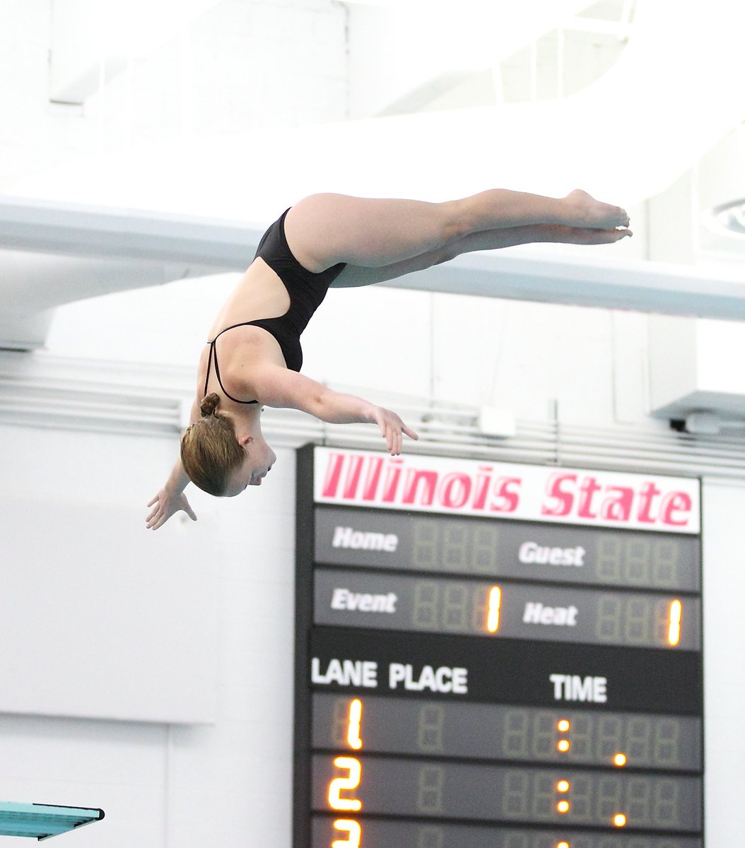 RedbirdSwimDive's tweet photo. Happy #NationalStudentAthleteDay to all of our Redbird swimmers &amp; divers! You represent everything that it means to be a student-athlete &amp; you make ISU proud every single day🤩 https://t.co/u7NnlkIDUC