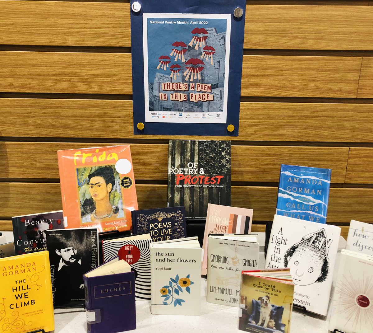 willnjayne's tweet photo. April is National Poetry Month! We have a great selection of odes, prose, and sonnets! 🌼
@burrolibrary @MNPSLibraries https://t.co/epbzrNQcIy
