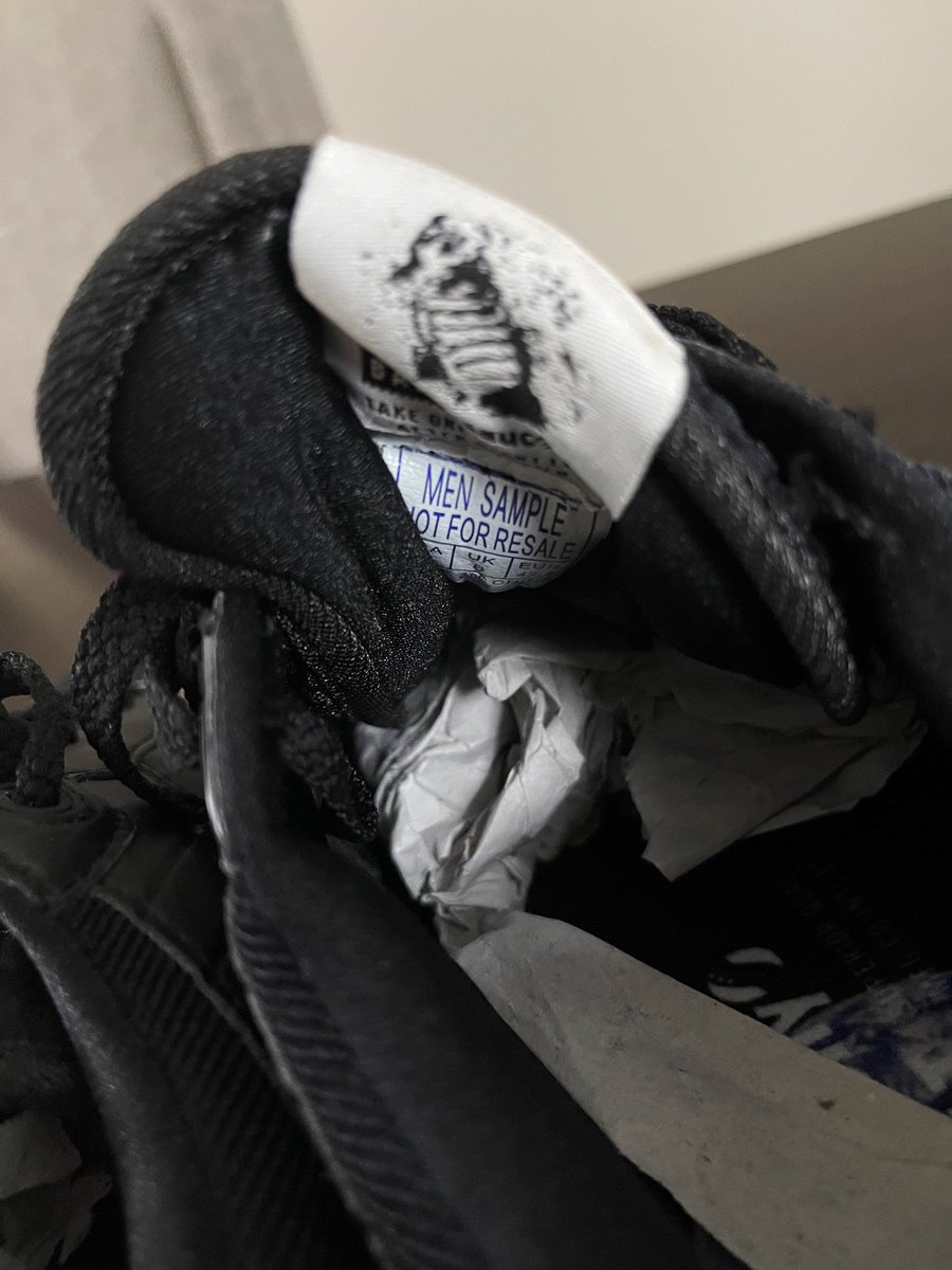 GIVEAWAY ALERT 🚨
BAIT x Saucony Shadow 5500 “Cruel World 6” Sample Pair (Size 9) 

RETWEET + FOLLOW for a chance to win these for free 💰