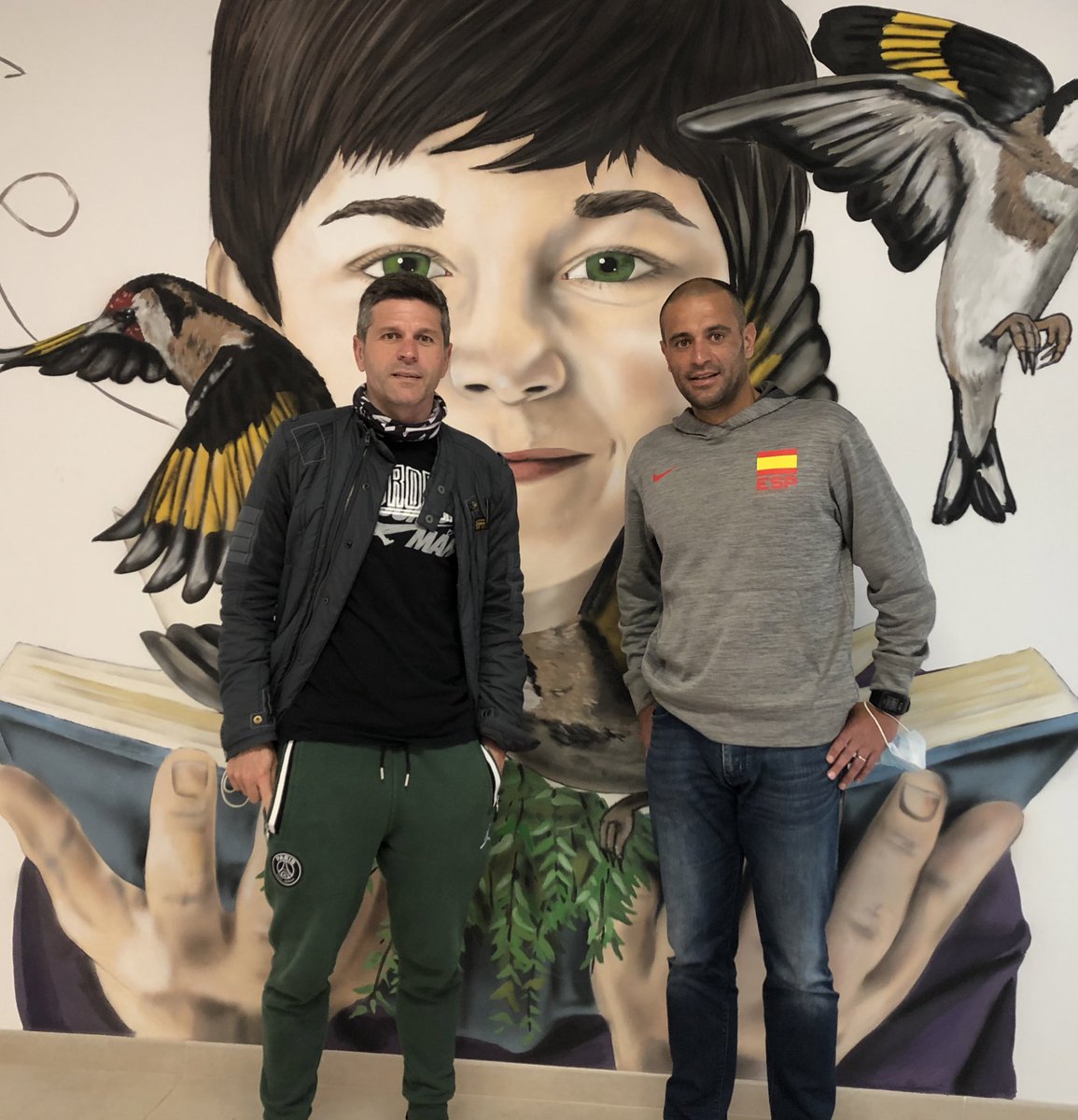 sergiots23's tweet photo. Hoy Dia Internacional de AF y dporte y qué mejor manera de celebrarlo en @poudenia  con la visita de @fcalatrava54  donde nos ha dado una charla fomentando los valores del deporte como el esfuerzo, perseverancia, amistat, respeto…
Un millón de gracias! Los niñ@s encantandos…😉 https://t.co/qdJsgeDLwW