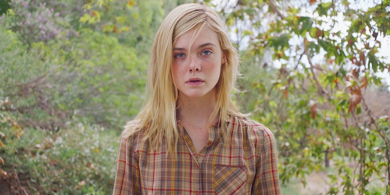 Happy Birthday to the radiant Elle Fanning!  Pictured here in Mike Mills\s 20TH CENTURY WOMEN (2016). 