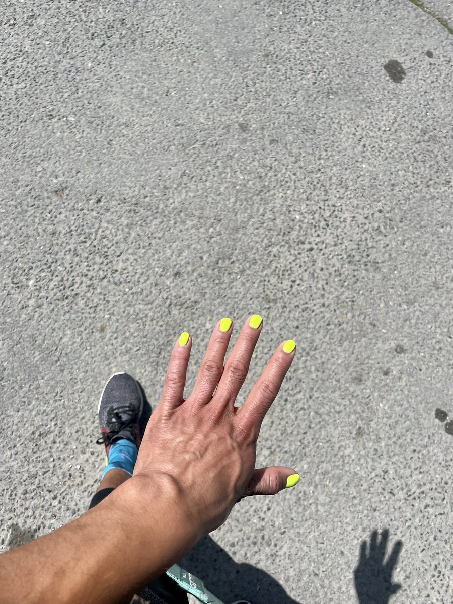 Cleophacktra's tweet photo. Highlighting yโall day zooodaay, Haaaaaay! ๐๐ปโโ๏ธ๐๐
#NailMe ๐
#Gay ๐ณ๏ธโ๐ #HumpDay ๐ซ https://t.co/nSbdWNnjtQ