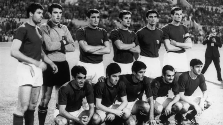 SSantos1962's tweet photo. MATCHDAY

🏆|@FVPA_net 
🆚|@A_C_CREMA1908 
🆚|@EsportsTrinax 

Il 6 aprile 1968, inizia il cammino dell’Italia verso il trionfo europeo https://t.co/Vbk2PtHunE