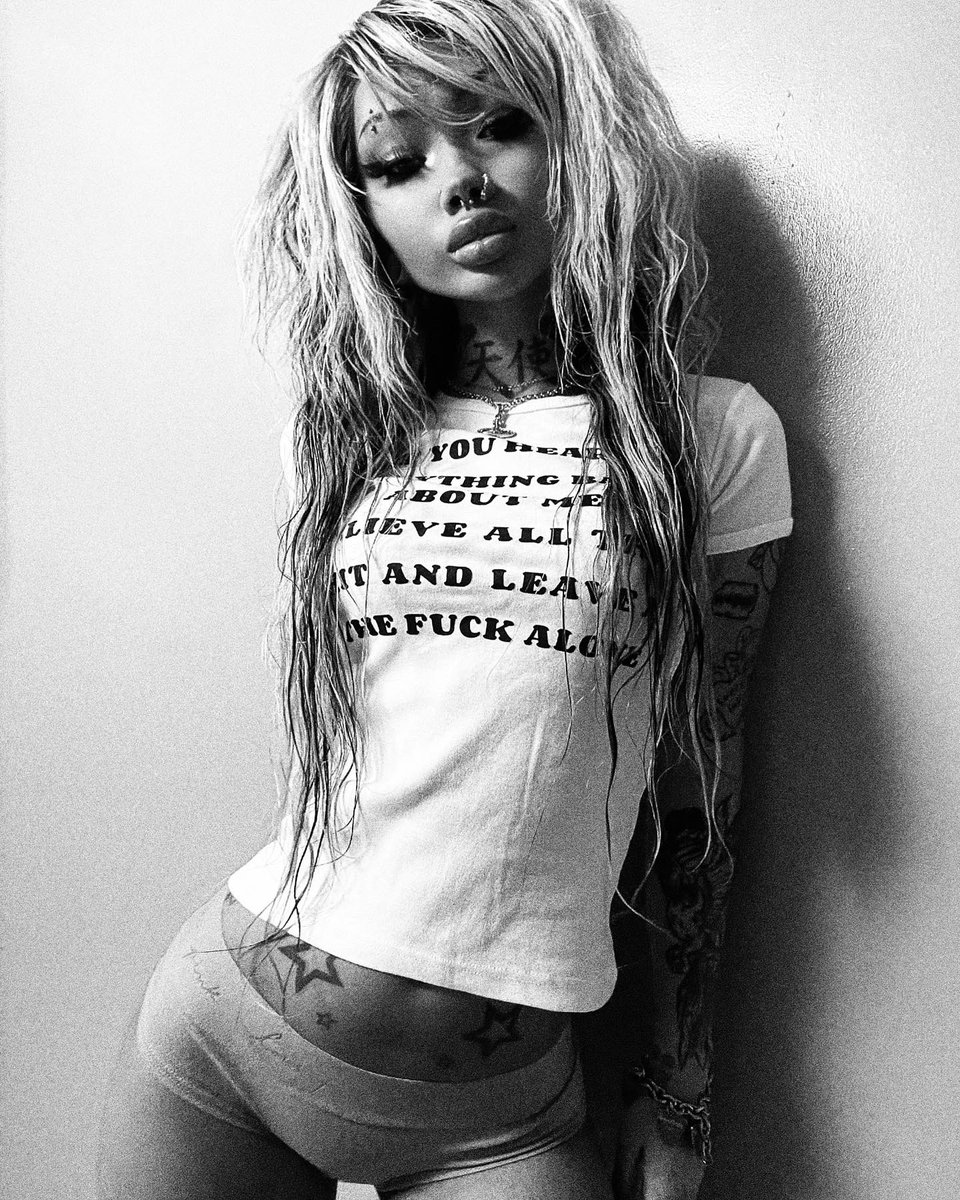 leximunroe's tweet photo. on her worst behaviour https://t.co/EGyDje875j