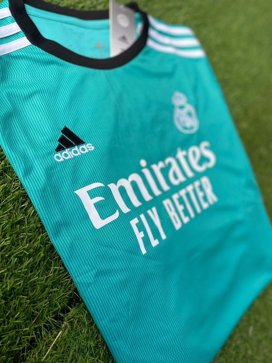 Sigue a @tdmas_cr y <a href="/tdmaxcr/">TDMAX</a>, dale RT y participa por la camisa del mas grande de Europa. Sorteo esta noche