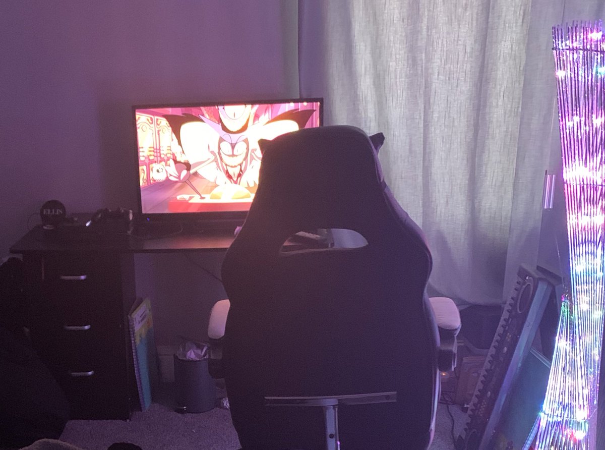 fizzystarsss's tweet photo. Look what im watching #HazbinHotel #RetweeetPlease #Twitter #Trending #Twitter Blue https://t.co/sUOjQC1J3x
