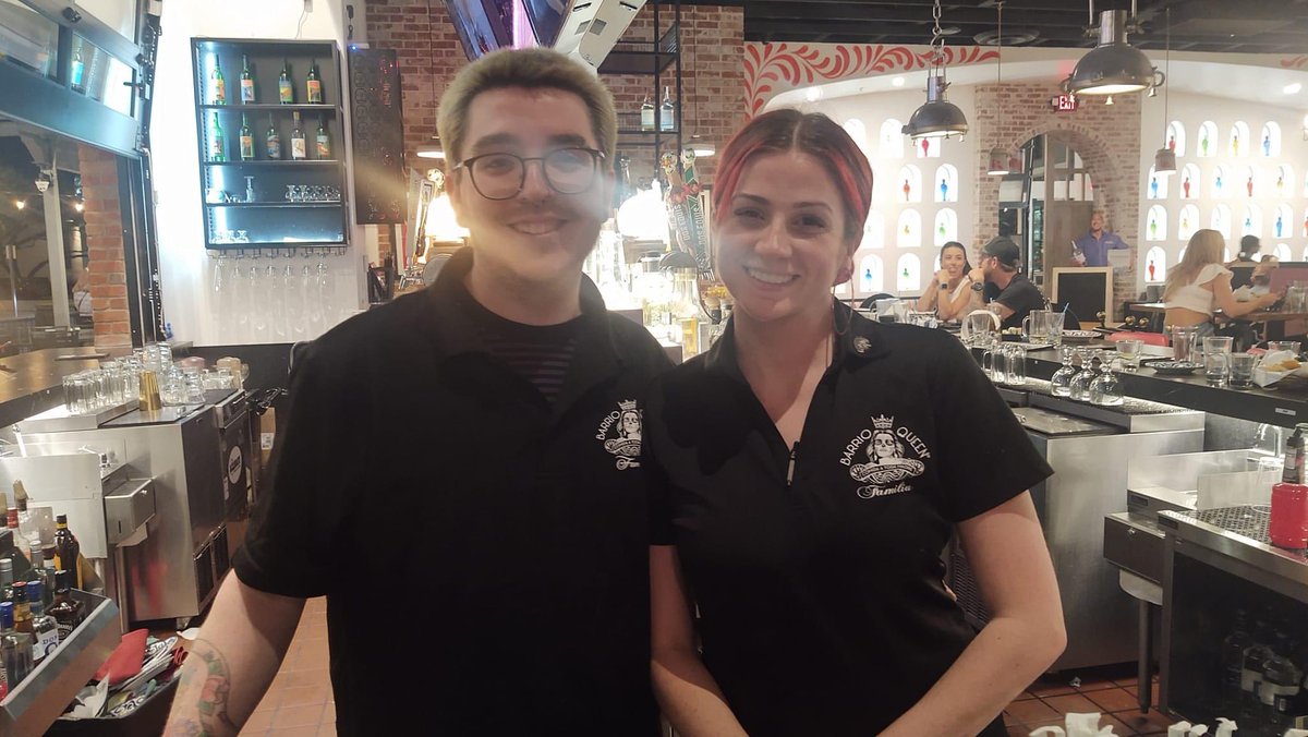 jakepeterson23's tweet photo. Not my regulars posting this picture of Hannah and I https://t.co/62J2goVzIs
