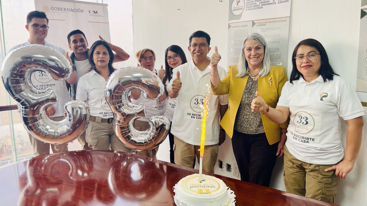 RuthVillanuevaC's tweet photo. Desde las oficinas centrales del @INAMI_mx conmemoramos este 33 aniversario del Programa @HeroesPaisanos, refrendando el compromiso para atender a las y los connacionales que visitan #México durante el Operativo Especial #SemanaSanta2022. 🇲🇽 https://t.co/lFnFAkh6MU