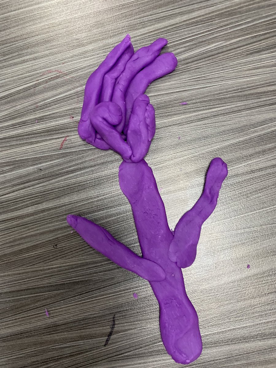 FSmeef's tweet image. Just a few examples from our k-2 #German Explorers sculpting Frühblüher (early spring blooms). Students were chatting away at the different colors and shapes using one of their favorite phrases right now - “Soooo schön”! #OFOD #WeDeliverExcellence