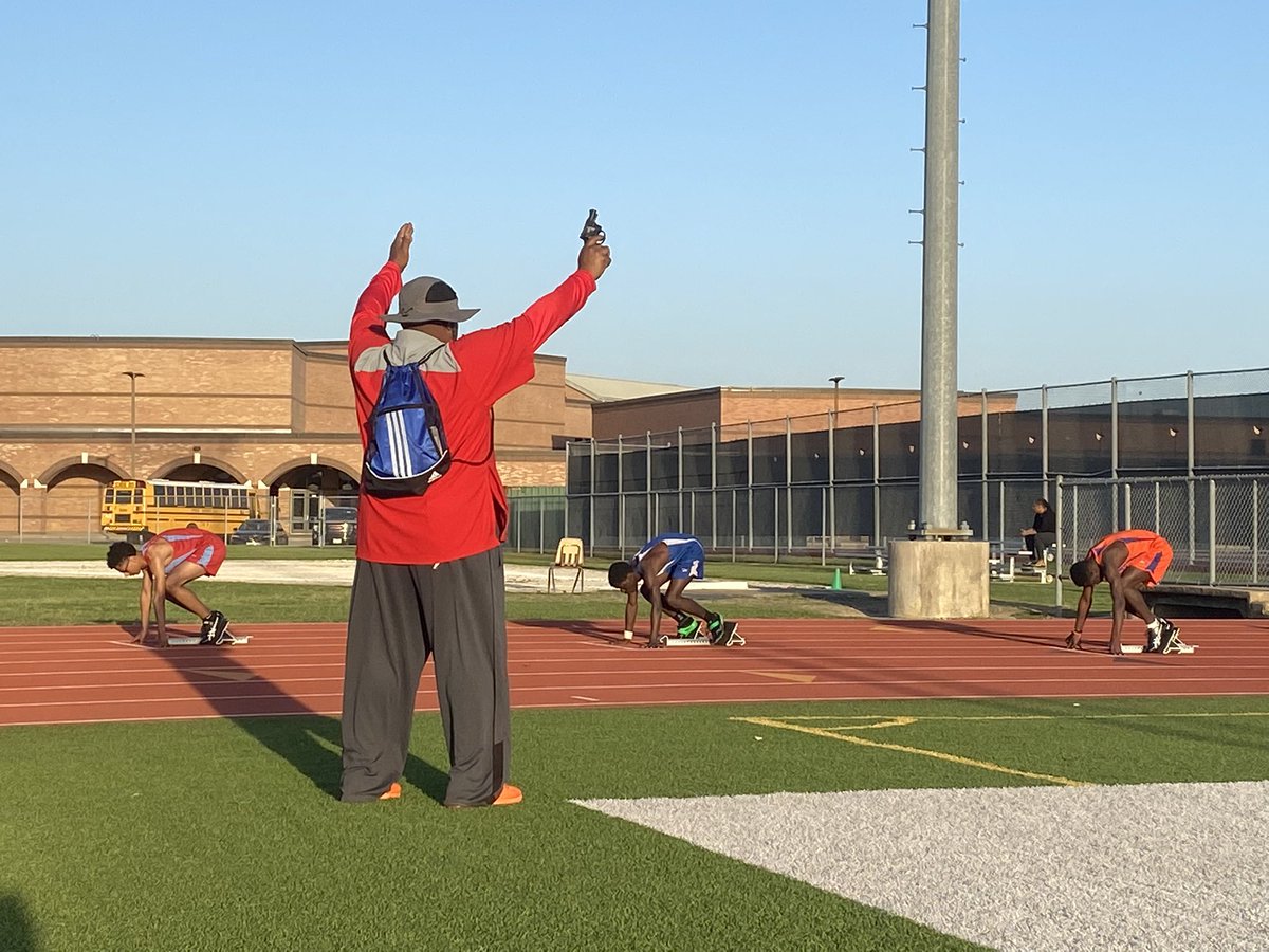 coachshanle's tweet photo. GREAT day for @Dean_CFISD @truittcfisd Track & Field #DoTheWork #Compete #FutureRams #RidgeSpeed @RidgeSpeed_2021
Be Great. Be Proud. Be Rams.
Respond | Attack | Mature | Serve
#ClimbTheRidge🏔 #RamPride🐏 https://t.co/jxnI5SJfNf