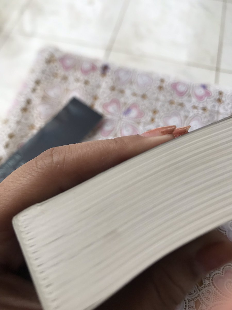 ysmaelaugust's tweet photo. wts lfb ph

control the game (ctg) by beeyotch

— 800 + sf (payo)
— in vv good condition (only read once)
— with bookmark
— mop: gcash
— mod: j&amp;t / lbc
— rfs: buy a new book :<

tags cha iñigo chañigo ctg game series beeyotch miss ad https://t.co/hGyYn7Cf2d