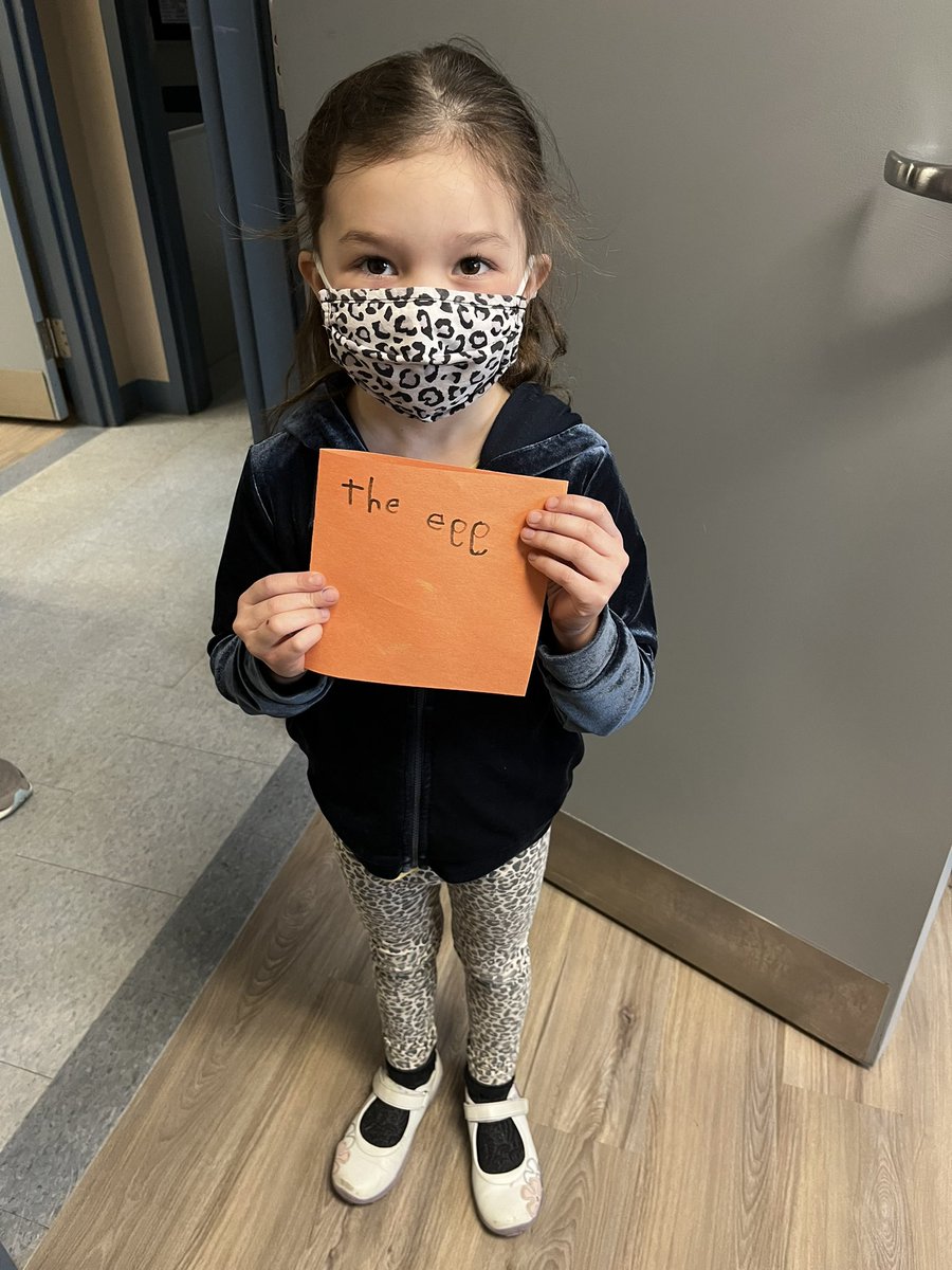 sjfgator's tweet photo. Thanks to this FDK Gator @SueNorrish for sharing her story about an egg with Mr. Goodwin and Mrs. Uliana. #writingrocks #LearnWithanOpenMind https://t.co/fNY8ZyZSsN