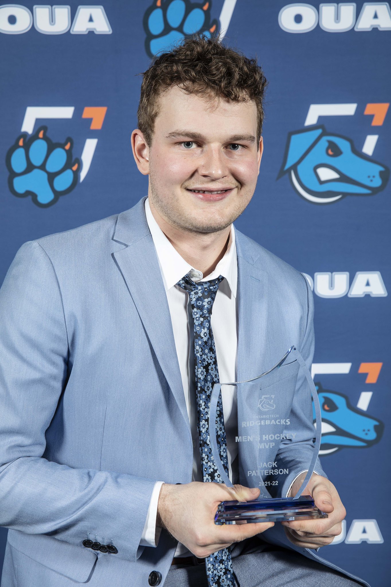 Ontario Tech Mhky Jack Patterson Men S Hockey Mvp Award T Co R0c3vyuovi Twitter