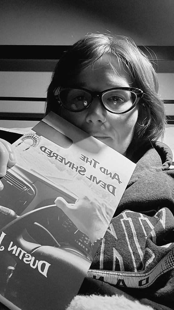Cathy_Field's tweet photo. Bedtime reading: And The Devil Shivered by @dustinpari (w/a pleasant forward by @JohnELTenney) #BookTwitter #readingforpleasure #ReadingPictures #paranormal https://t.co/F3WGheNdhc