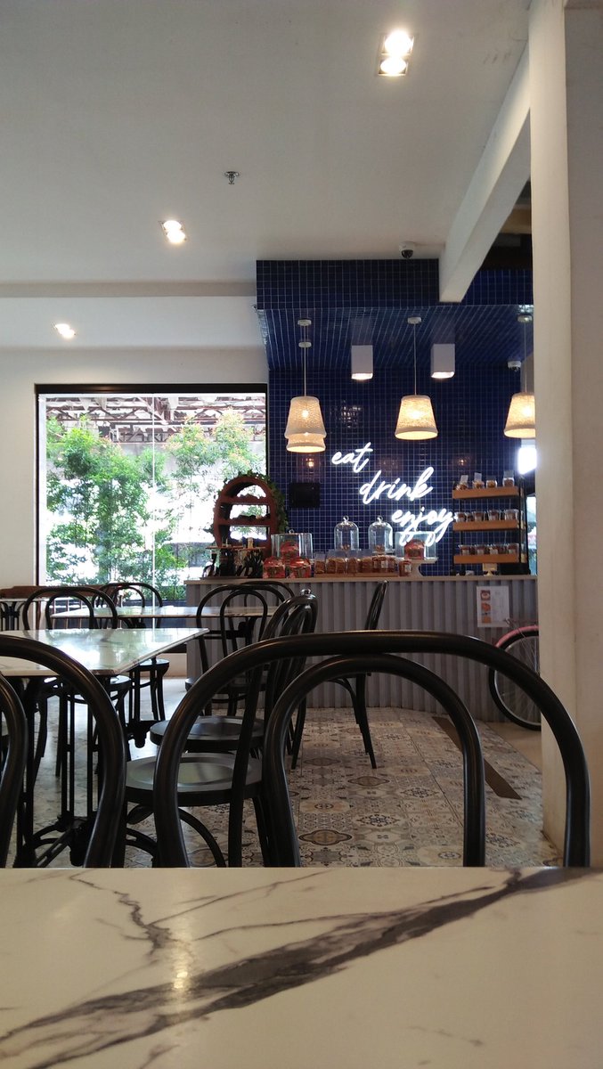 twinarron's tweet photo. breakfast https://t.co/gWnFRT1VOg
