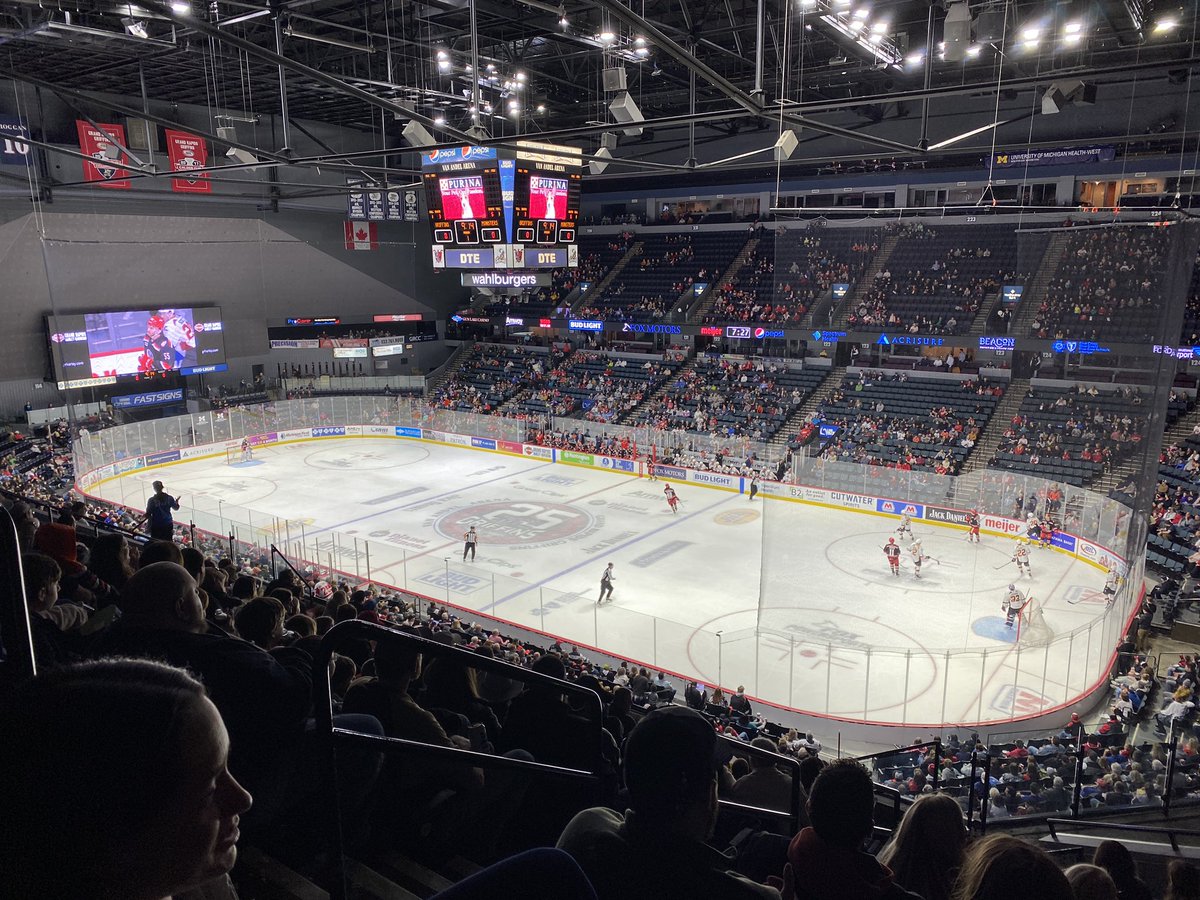 Todd_Cox's tweet photo. Let’s #GoGRG. Beat the tar out of the Monsters. @griffinshockey https://t.co/5FugaAZJ4h