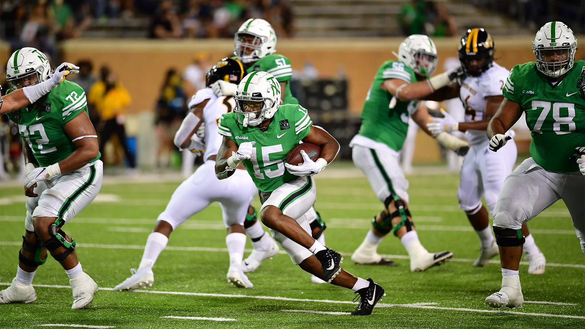 kasen_carpenter's tweet photo. After a great day and conversation with @CoachClemUNT @MikeBloesch @SethLittrell I’m blessed to say I’ve received an offer to play at the University of North Texas!!🟢⚪️#GMG @CoachLWig @HeritageFtball @5qpLinepride https://t.co/zCZ8ceRJxU