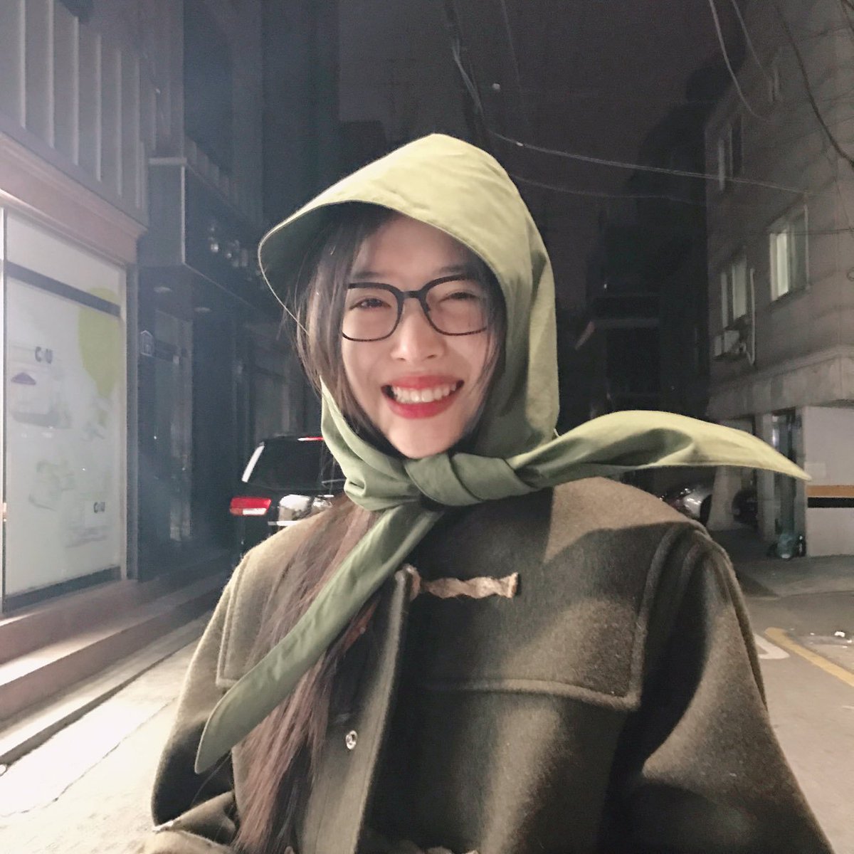 thinkersulli's tweet photo. get to know sulli!: a thread https://t.co/evPLQXPNQ5