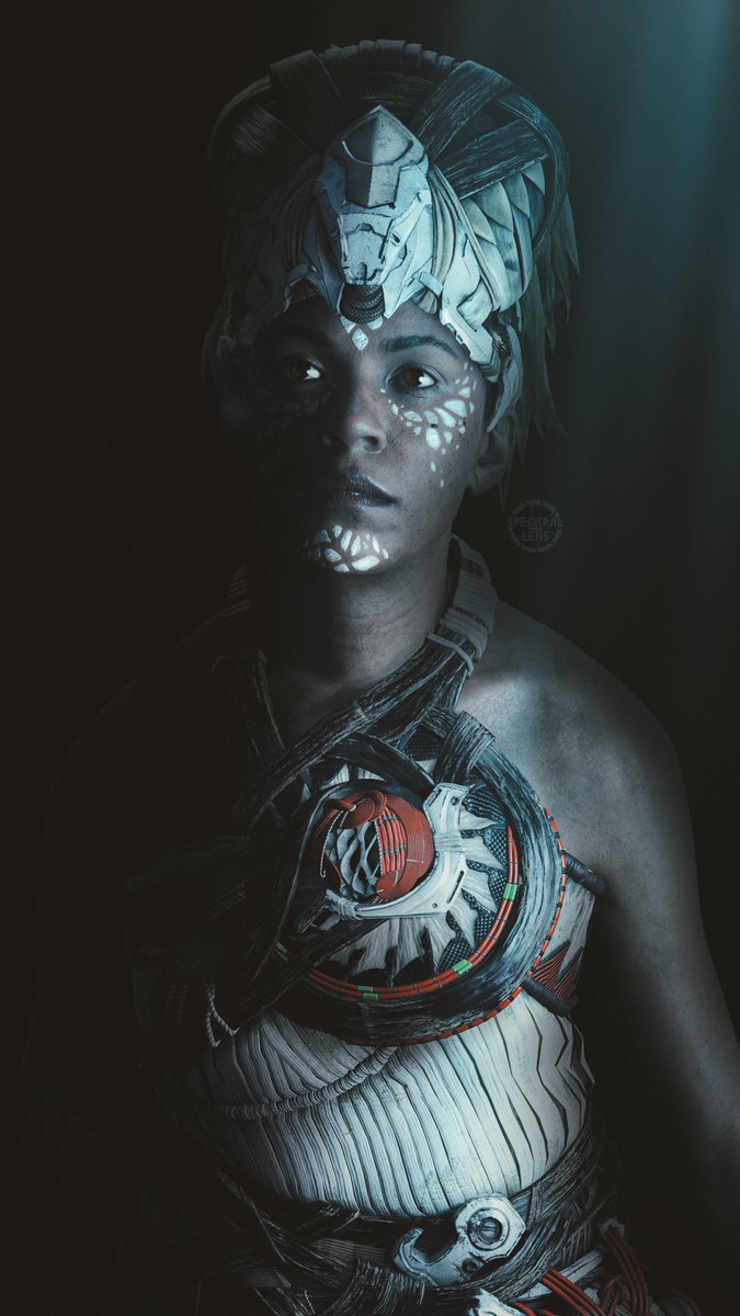 Spectral_Lens's tweet image. Reposts for #LGF22VPChallenge 

Portraits