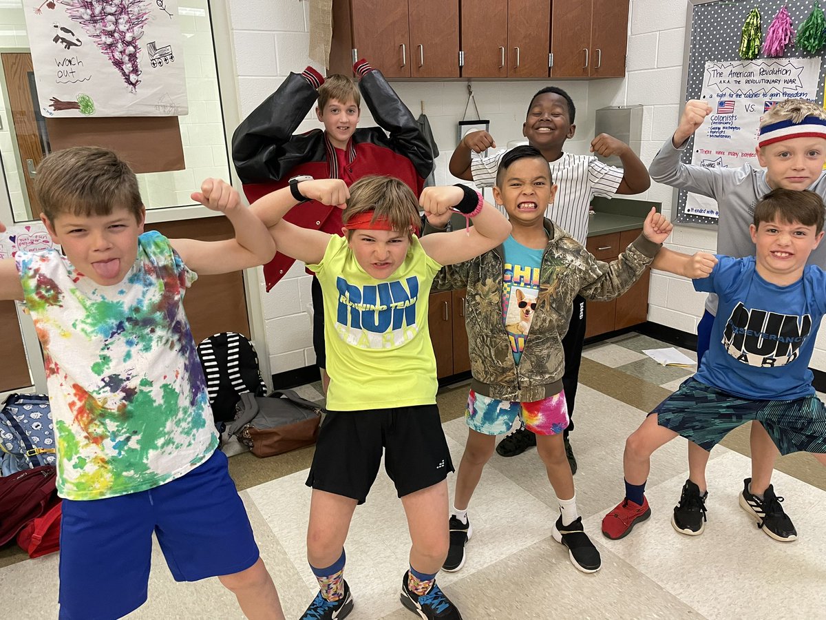 SimmsRCE's tweet photo. Wellness Wednesday for unified spirit week today! Let’s get physical #oneRCE #cantstop4thgrade #unifiedspiritweek https://t.co/s39pkiVot2