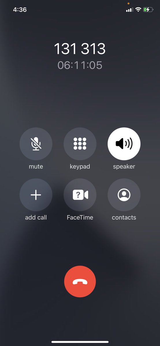 Tabs23807267's tweet photo. @Qantas only to be have the call answered and almost immediately be cut off. https://t.co/8jKKjDER0S