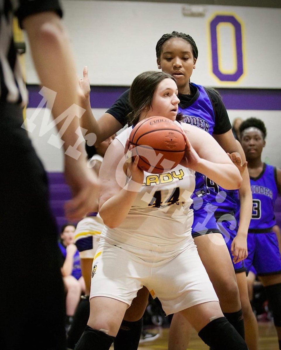 CoachBTucker's tweet image. Oh did you think we were finished? We are doing big things up North. Welcome to the Pack. 5’11 - PF from Missouri, Elena Sanchez and a 5’9 - SF from Louisiana Reagan Sonnier.  #whosnext #womensbasketball #successisearnednotgiven