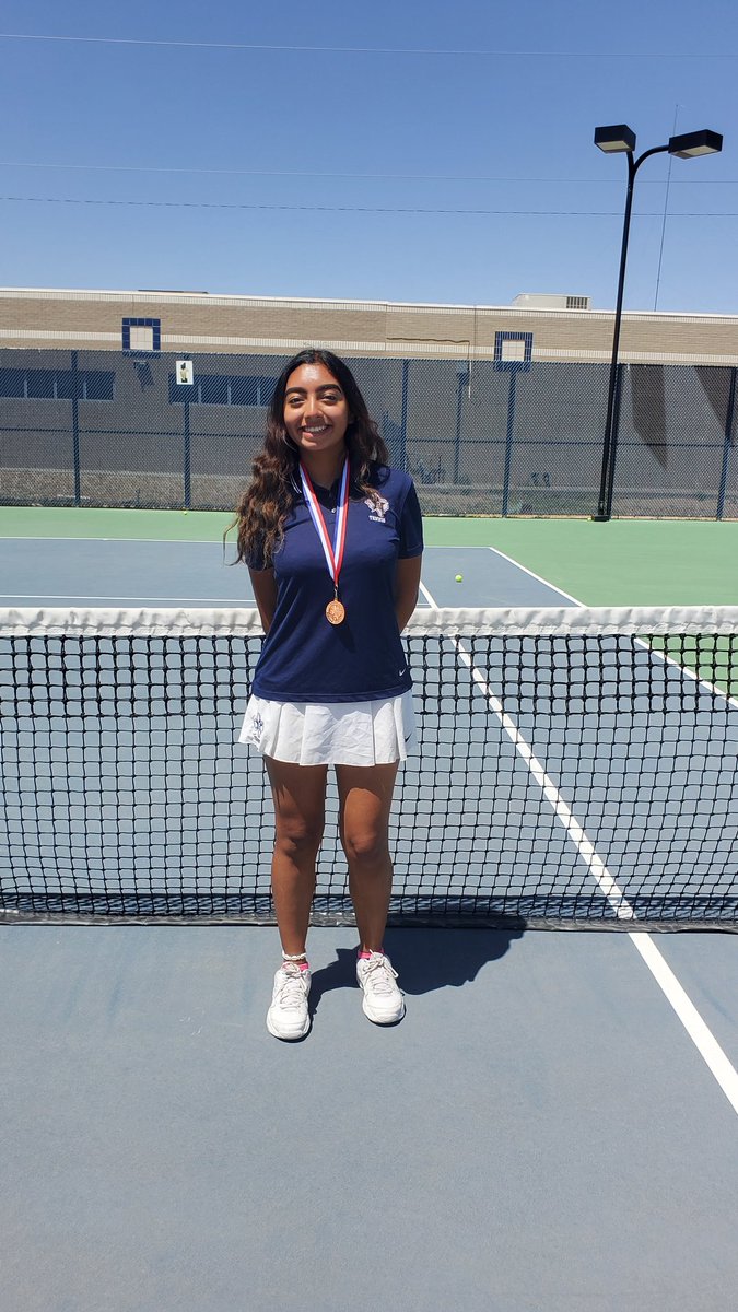 GrecanH's tweet photo. Congratulations to the Riverside tennis team for a great season, Roberto Romero and Bryan Alaniz got 2nd place and will be going to regionals, Antonio Hinojos and Arely Perez won 3rd place, and Marisol Mendez won 3rd place.  
#riverside4ever https://t.co/wedAOPXCtQ