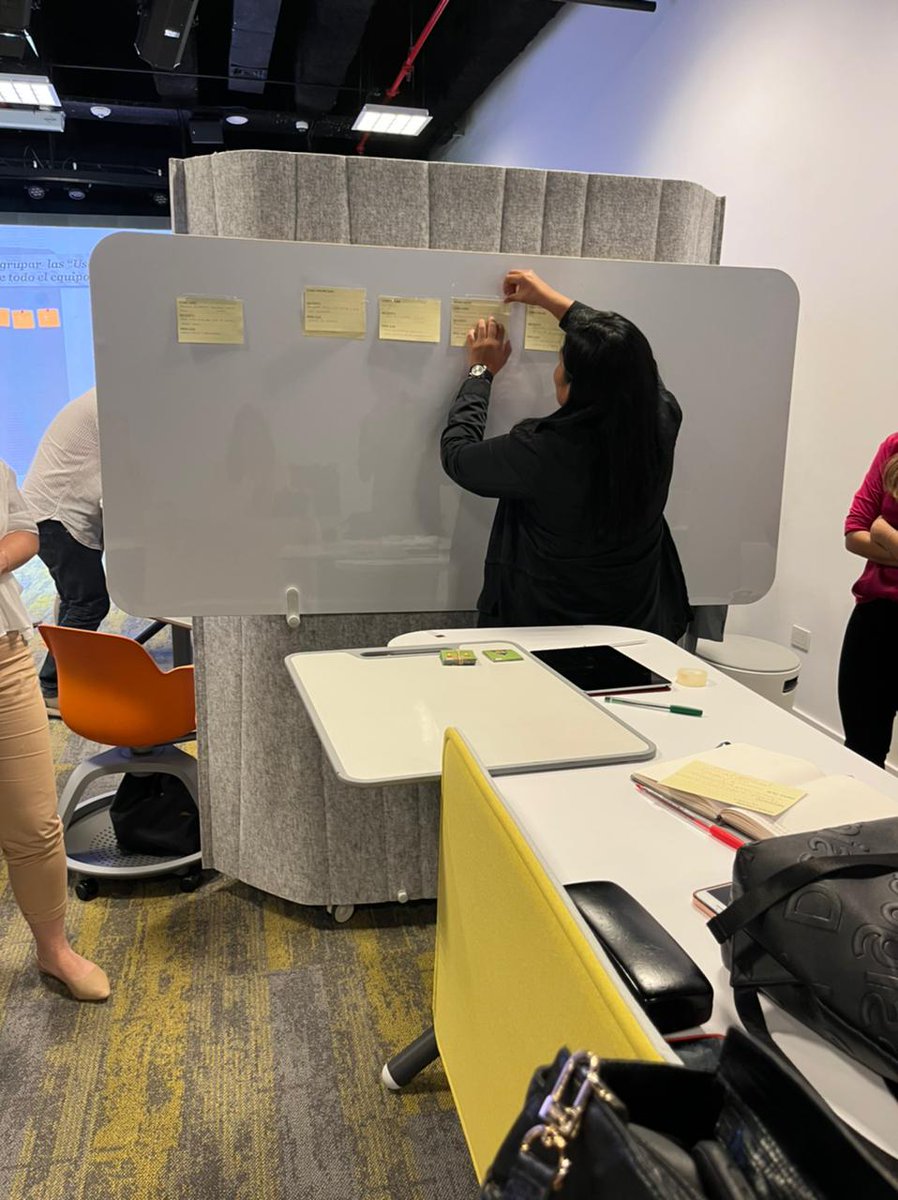 3g office tweet media