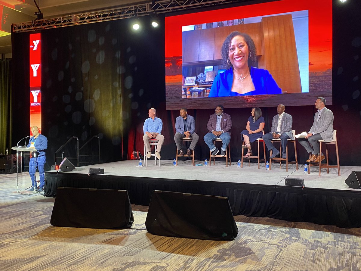 MichaelDeVaul's tweet photo. @YMCA_NAYDO #NAYDOLIVE
The Anti-Racist Y in 2022: Excellent #actionbased dialogue emphasizes doing internal work to get to the external change!
We can’t solve what we don’t see or experience.
Farad Ali “The Law Abundace”
#accountability #sharedexperiences #culturalcompetency https://t.co/Ic1c7nEeKV