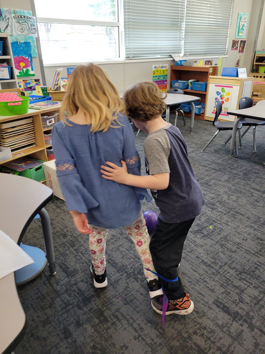 ClemensClass's tweet photo. Work Together Wednesday was a fun day of collaborative art and team games like cooperative kickball.  Loved the cheering and celebrating as these groups learned the importance of working together to accomplish their goals! @la_neal #worktogetherwednesday #woyc2022 https://t.co/9nIphtN6wE