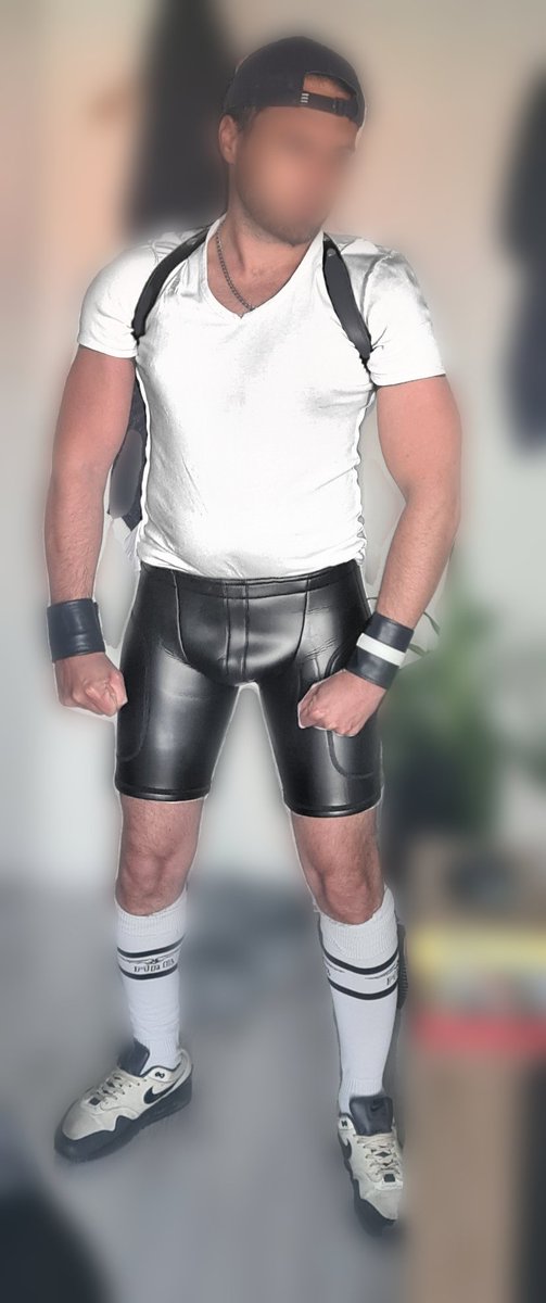 4lthrSkinAlpha's tweet photo. #domination #leather #sub4dom #bleachers #bulgelicking #slappedhard #aggressivetops #hoods #alpha #boy4alphatops #bootservice #rubber #rangerboots #alphabomber #kidnapped #verbalmaster #spit #aggressive #gagthefag #skinhead #breedthefag #forced #slutforsir #gloves https://t.co/5jzkt3sLgl