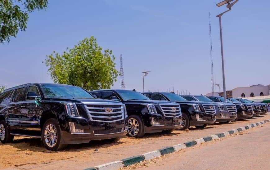 SaharaReporters's tweet photo. Months After Giving 'Repentant' Bandits Hilux Vehicles, Zamfara Governor Donates Cadillac, Other Luxury Cars To Monarchs | Sahara Reporters https://t.co/A8ROqkuXmg https://t.co/PYXHIpXG2J
