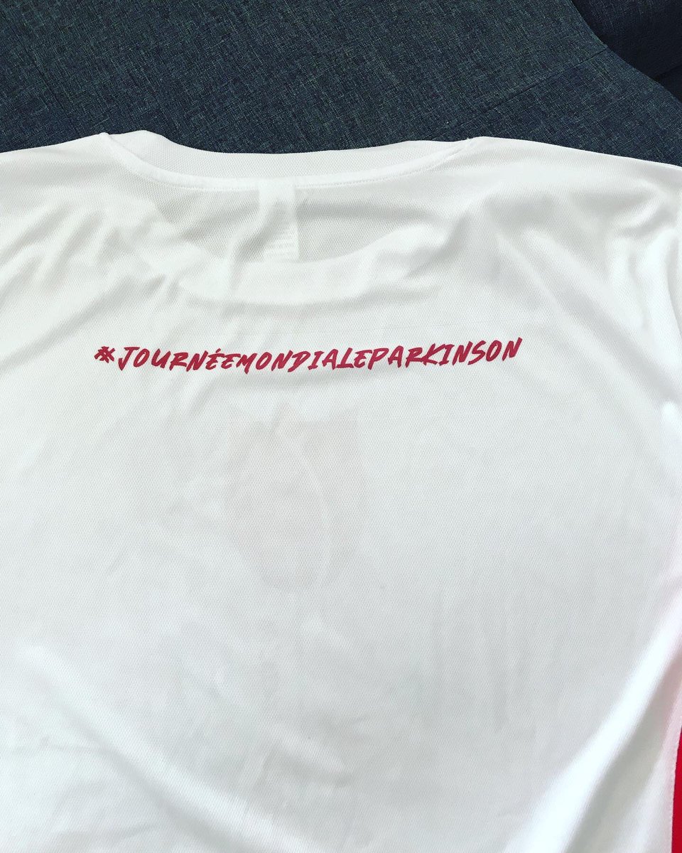 Un grand merci à @une_comm_unik pour leur réactivité et leur générosité. 

#Parkinson #Parkinsons #Parkinsonsdisease #cadeau #merci #tulipe #journeemondialeparkinson #love