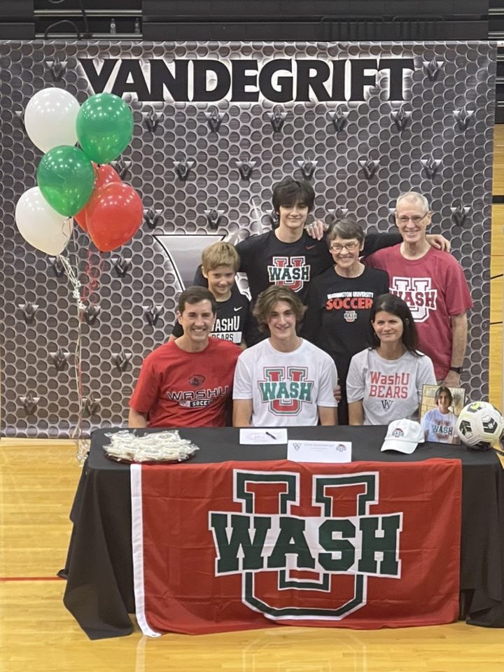Congrats to <a href="/ethan_semels/">Ethan Semelsberger</a> and the <a href="/semels/">Steve Semelsberger</a> family on Ethan’s commitment to <a href="/WASHUmSoccer/">WashU Men's Soccer</a>! 

Also congrats to Ethan for being named Defensive POY for D25-6A!

Our Co-Captain models the success formula: Talent + Commitment (Work Rate) = Full Potential!
🌳 +1 #CultureBuilder