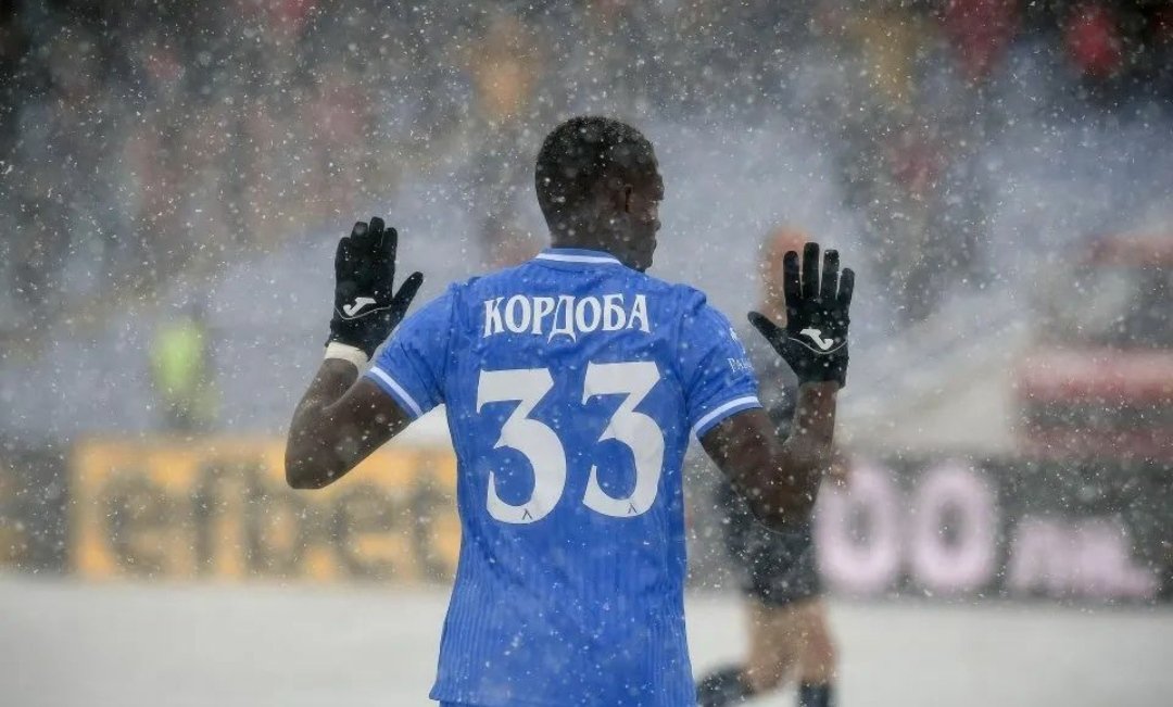 [HILO] ✍️ La trayectoria de José Córdoba 🇵🇦

Ayer José Córdoba firmó hasta 2025 con Levski Sofía. Pero no fue un camino de rosas.

Porfavor apoyarme 🙏 con un ♥️, un 🔁 y un 👤 para que la gente conozca más sobre el fútbol búlgaro 🇧🇬