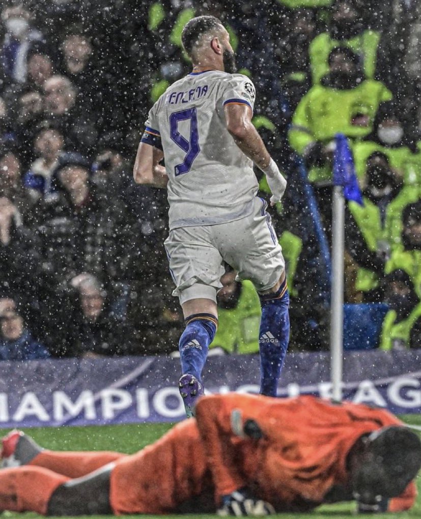 khial99's tweet photo. ريال مدريد يحكم كرة القدم في اوروبا حالياً .. 💜 https://t.co/JLKncbpwtx