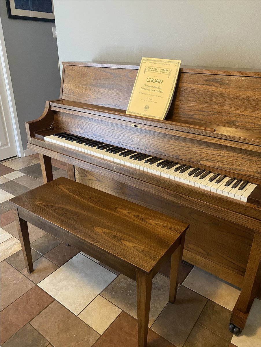 Sarah Cooley tweet media