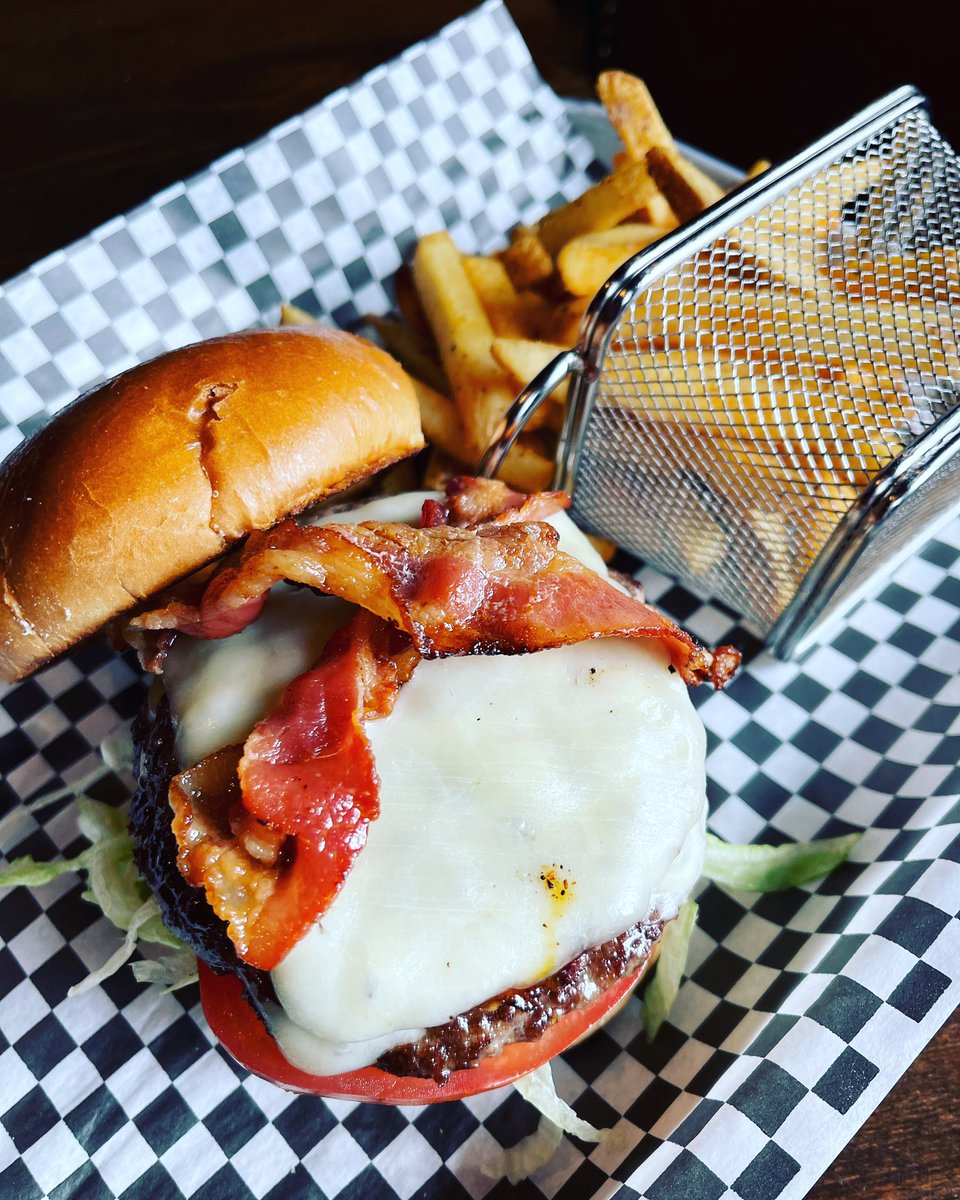 Pro Tip: Always add the bacon 🥓😍