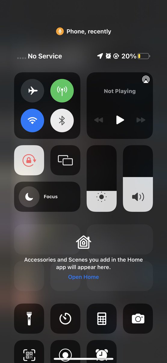 WNoorzakiah's tweet photo. @digitelco Siapa tahu how to add road to get network from any telco. Digi, celcom, maxis, unifi semua NO SERVICE. Dah buat report, still takde response from their side.parents live alone here almost 5 years 😭 just worried. Please take an action please https://t.co/0qOt8MlYR8